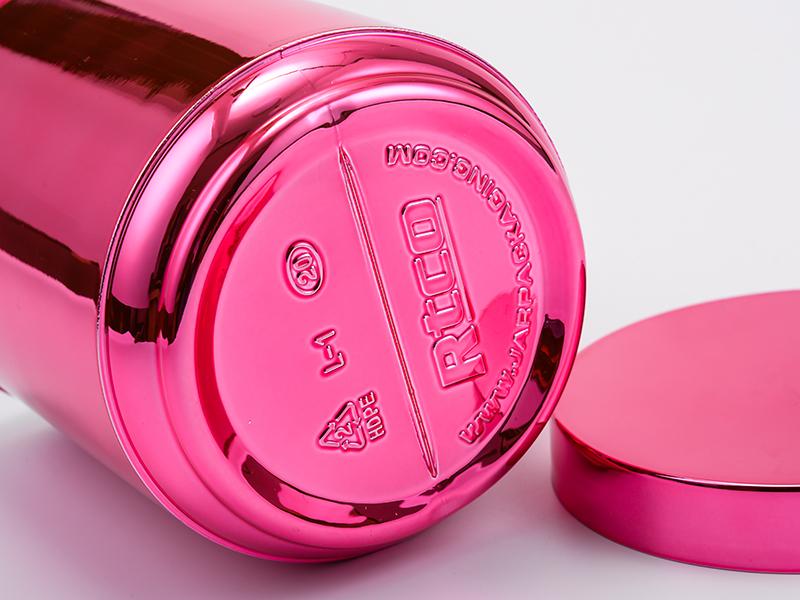 Emballage chromé de couleur rose-bengale avec couvercle