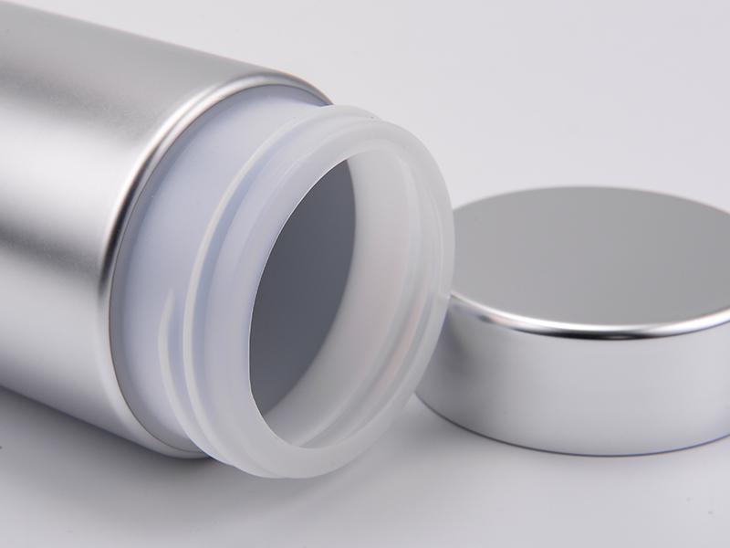 Emballage chromé de couleur argent avec couvercle